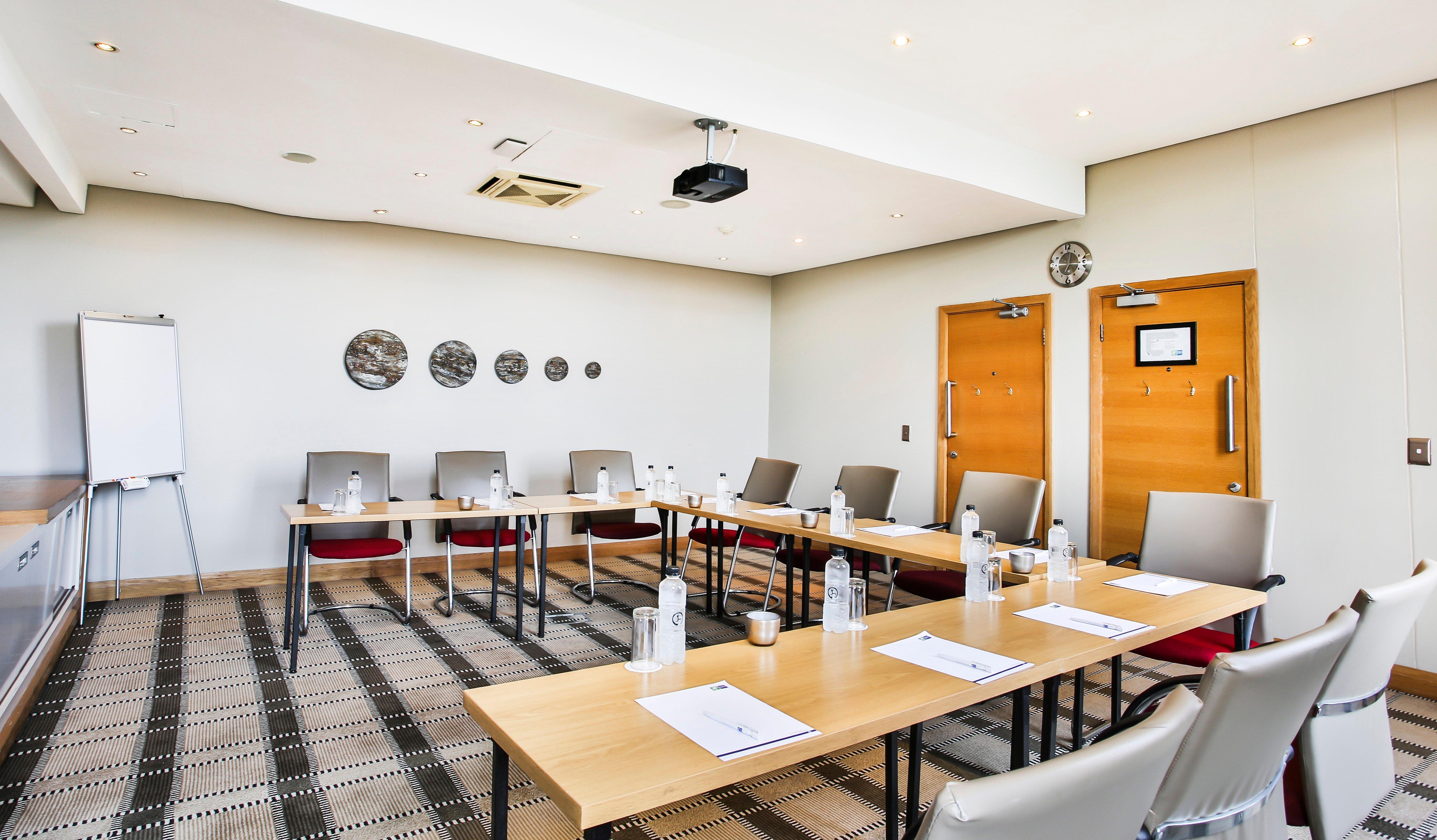 Hotel Express Sandton-woodmead By Ihg