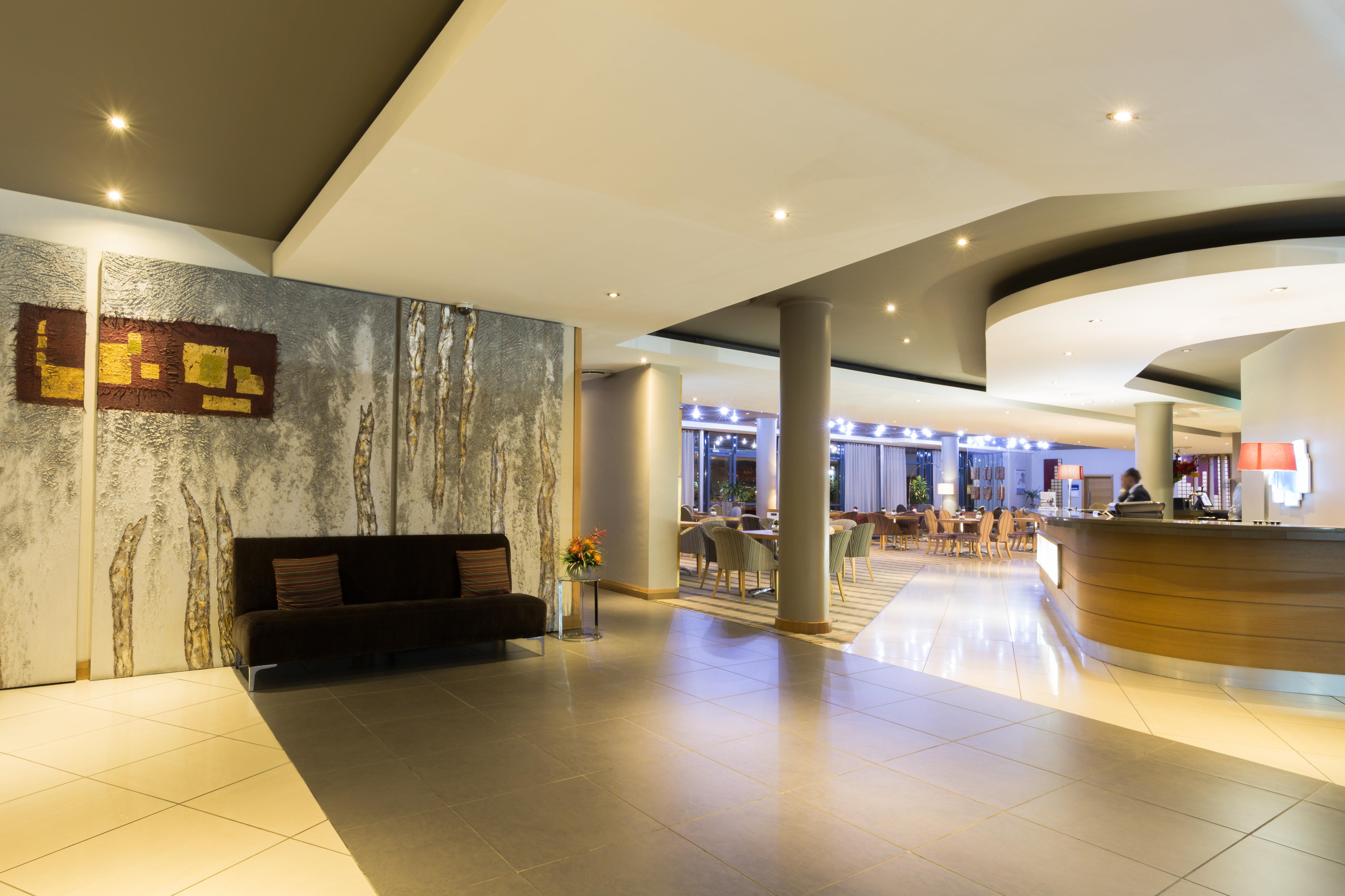 Hotel Express Sandton-woodmead By Ihg 3*
